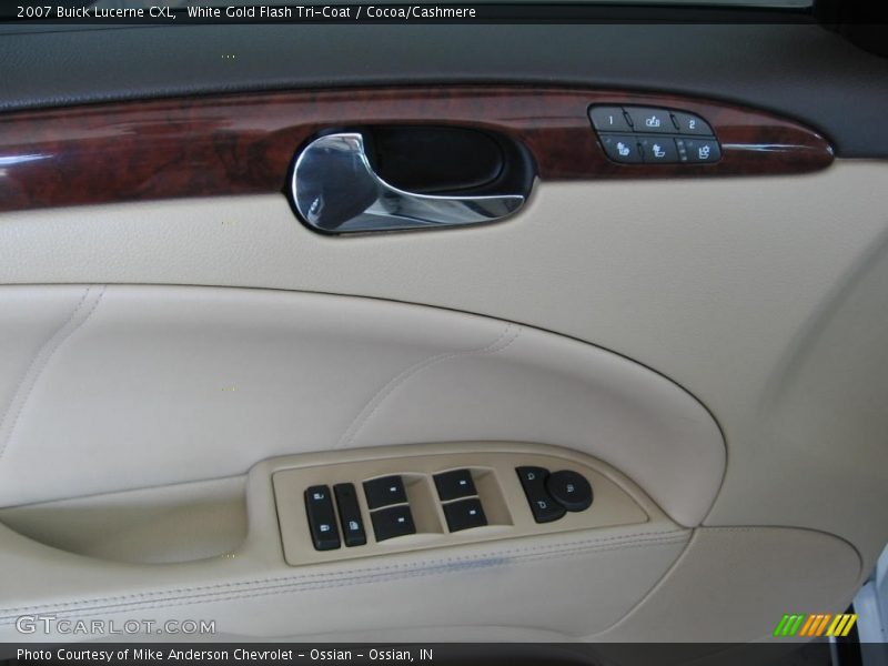 White Gold Flash Tri-Coat / Cocoa/Cashmere 2007 Buick Lucerne CXL