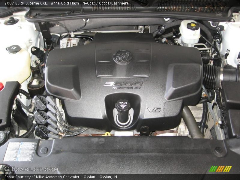 White Gold Flash Tri-Coat / Cocoa/Cashmere 2007 Buick Lucerne CXL