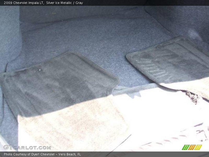 Silver Ice Metallic / Gray 2009 Chevrolet Impala LT