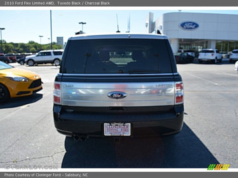 Tuxedo Black / Charcoal Black 2010 Ford Flex Limited AWD