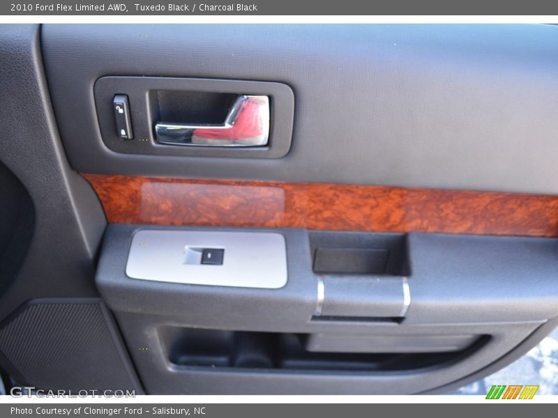Tuxedo Black / Charcoal Black 2010 Ford Flex Limited AWD