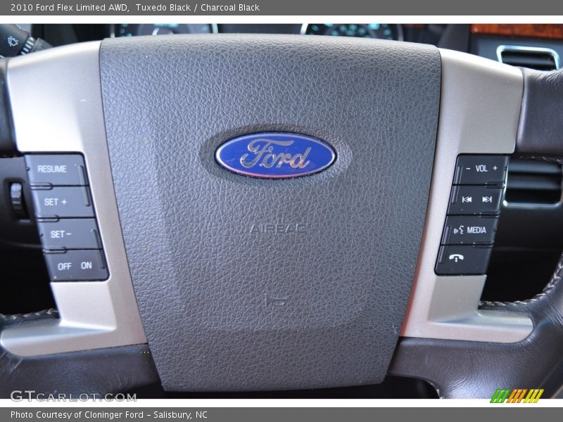 Tuxedo Black / Charcoal Black 2010 Ford Flex Limited AWD