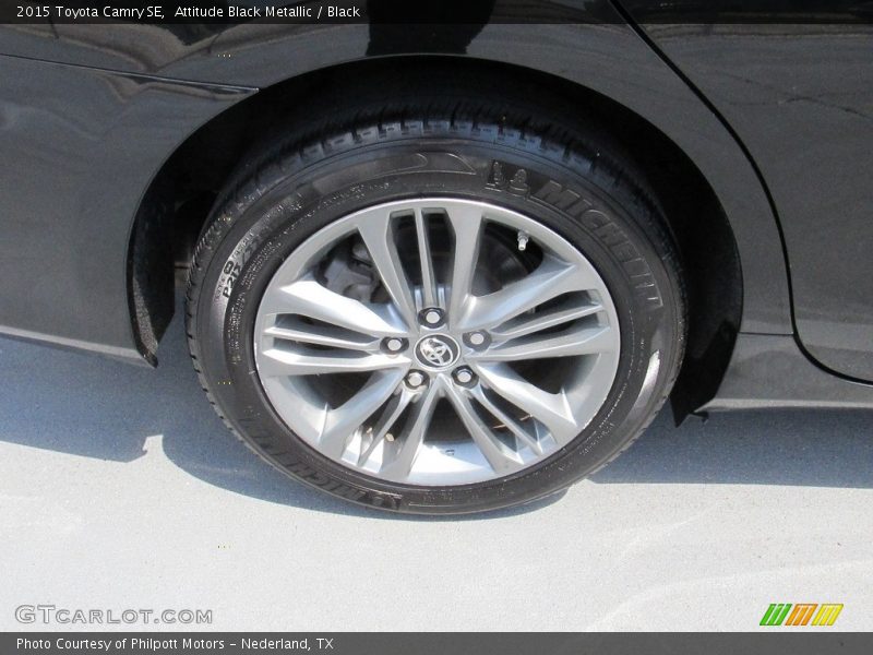 Attitude Black Metallic / Black 2015 Toyota Camry SE