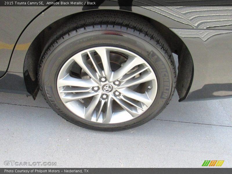 Attitude Black Metallic / Black 2015 Toyota Camry SE