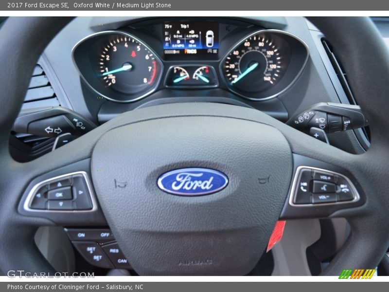 Oxford White / Medium Light Stone 2017 Ford Escape SE