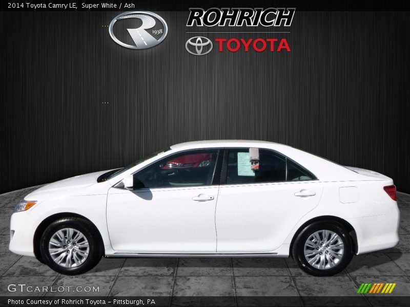 Super White / Ash 2014 Toyota Camry LE