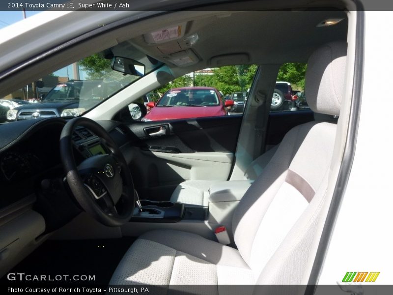 Super White / Ash 2014 Toyota Camry LE