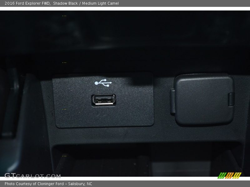 Shadow Black / Medium Light Camel 2016 Ford Explorer FWD