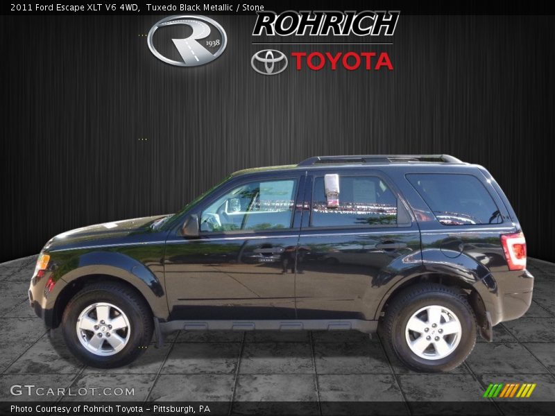 Tuxedo Black Metallic / Stone 2011 Ford Escape XLT V6 4WD