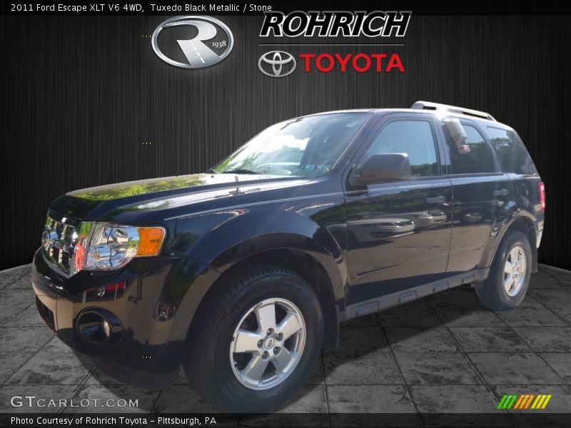 Tuxedo Black Metallic / Stone 2011 Ford Escape XLT V6 4WD
