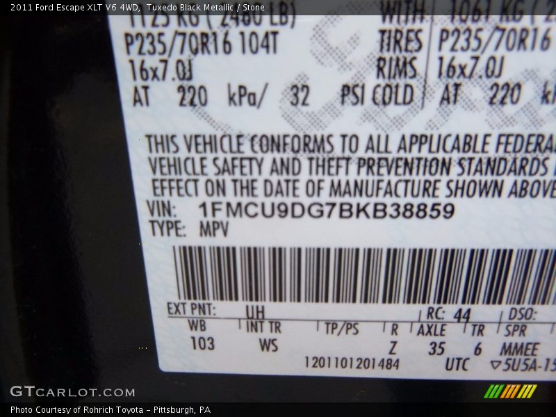 Tuxedo Black Metallic / Stone 2011 Ford Escape XLT V6 4WD