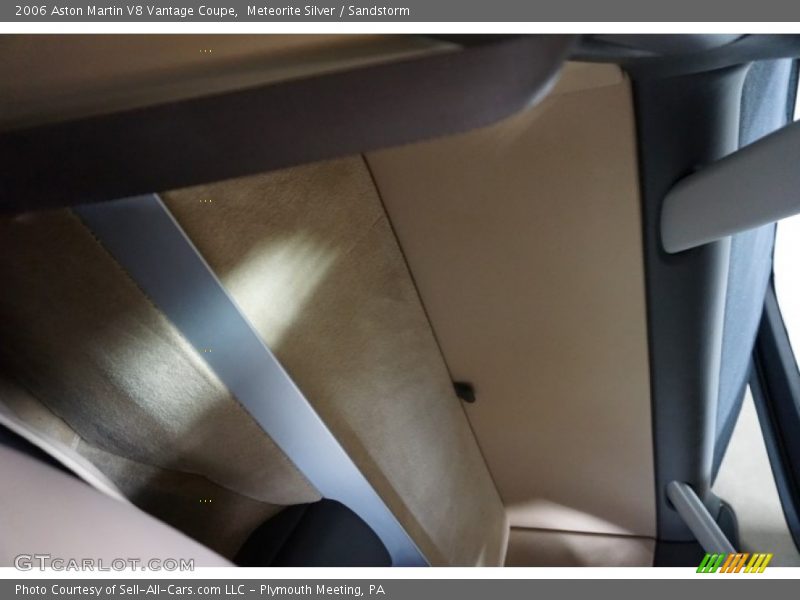 Meteorite Silver / Sandstorm 2006 Aston Martin V8 Vantage Coupe
