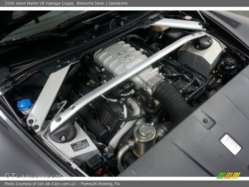 Meteorite Silver / Sandstorm 2006 Aston Martin V8 Vantage Coupe