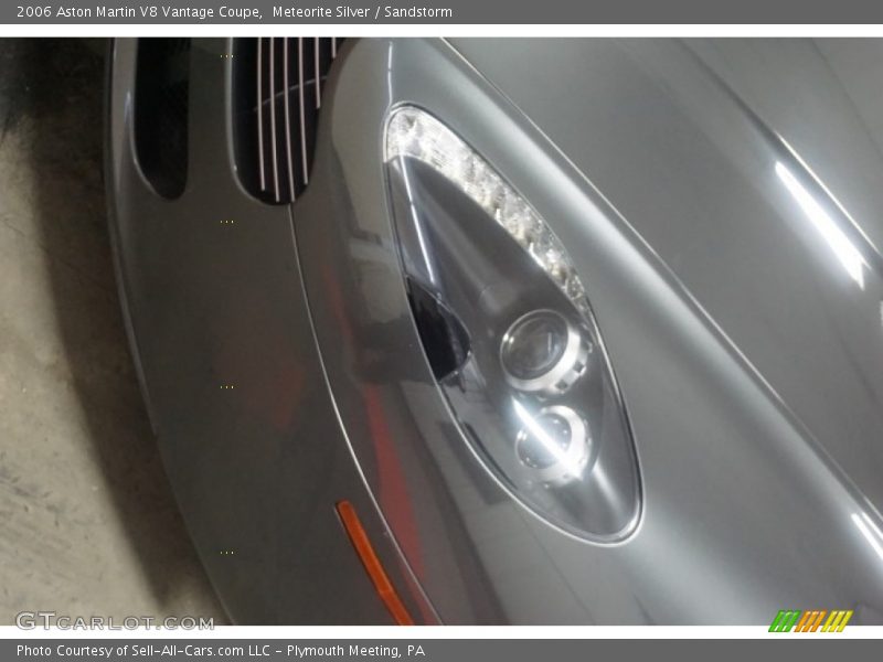 Meteorite Silver / Sandstorm 2006 Aston Martin V8 Vantage Coupe