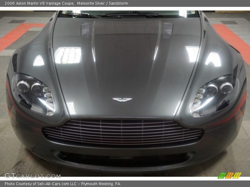 Meteorite Silver / Sandstorm 2006 Aston Martin V8 Vantage Coupe