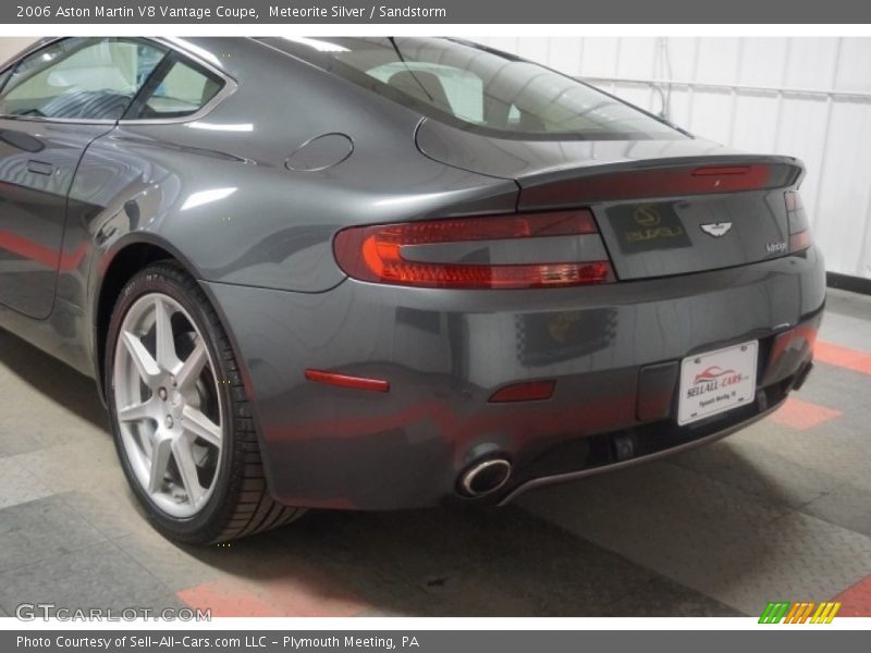 Meteorite Silver / Sandstorm 2006 Aston Martin V8 Vantage Coupe
