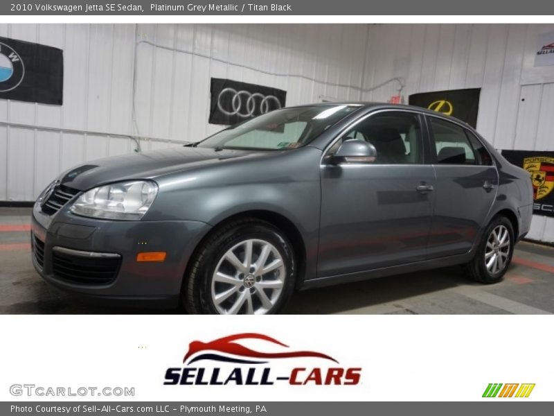 Platinum Grey Metallic / Titan Black 2010 Volkswagen Jetta SE Sedan
