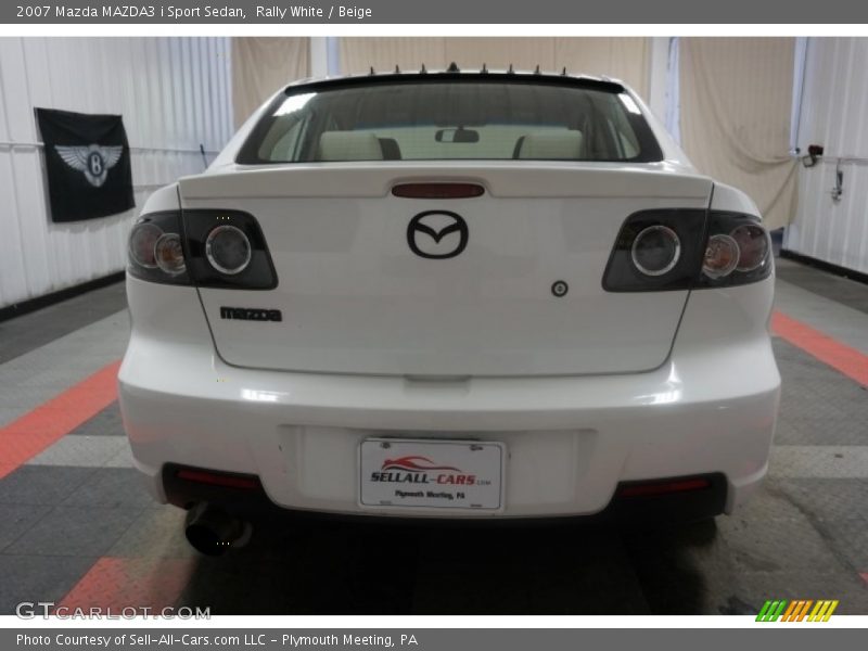 Rally White / Beige 2007 Mazda MAZDA3 i Sport Sedan