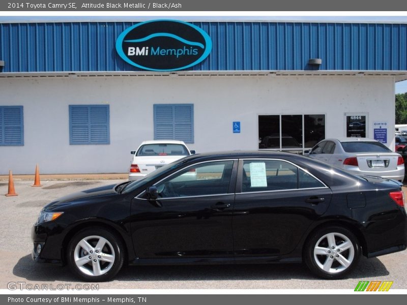 Attitude Black Metallic / Black/Ash 2014 Toyota Camry SE