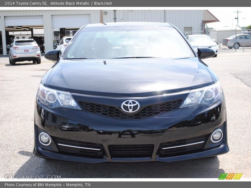 Attitude Black Metallic / Black/Ash 2014 Toyota Camry SE