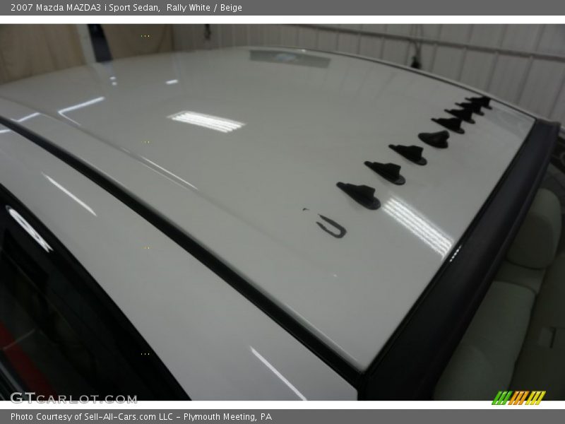Rally White / Beige 2007 Mazda MAZDA3 i Sport Sedan