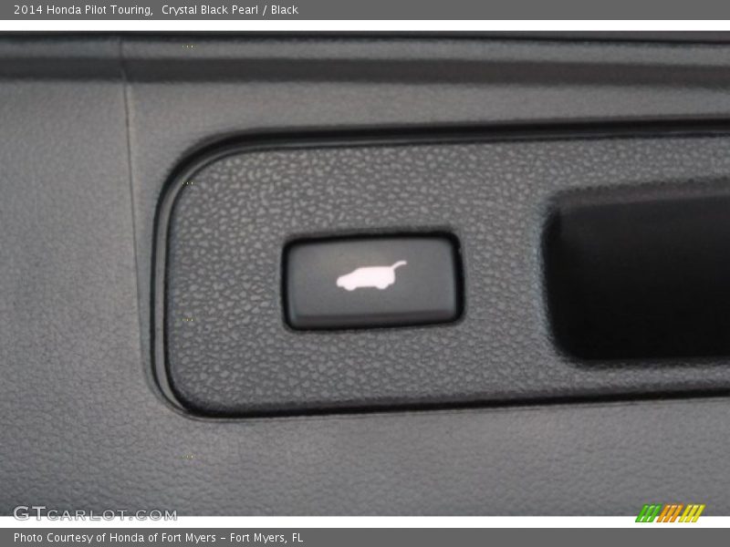 Crystal Black Pearl / Black 2014 Honda Pilot Touring