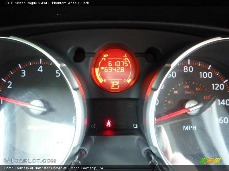 Phantom White / Black 2010 Nissan Rogue S AWD