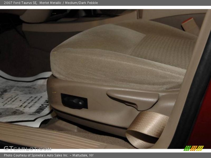 Merlot Metallic / Medium/Dark Pebble 2007 Ford Taurus SE