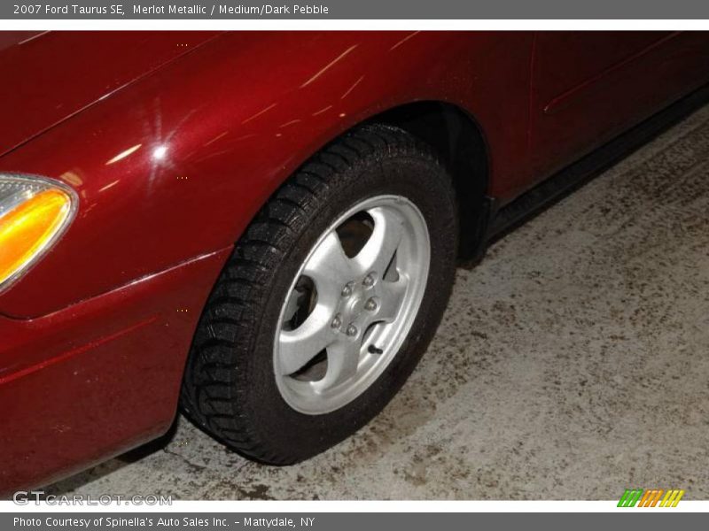 Merlot Metallic / Medium/Dark Pebble 2007 Ford Taurus SE