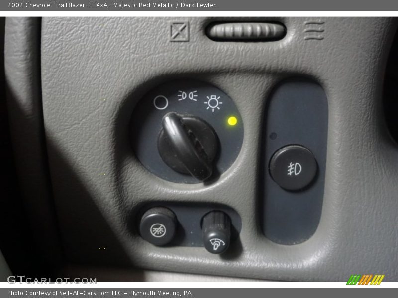 Majestic Red Metallic / Dark Pewter 2002 Chevrolet TrailBlazer LT 4x4