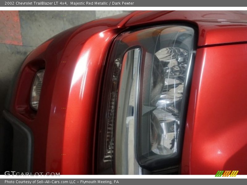 Majestic Red Metallic / Dark Pewter 2002 Chevrolet TrailBlazer LT 4x4