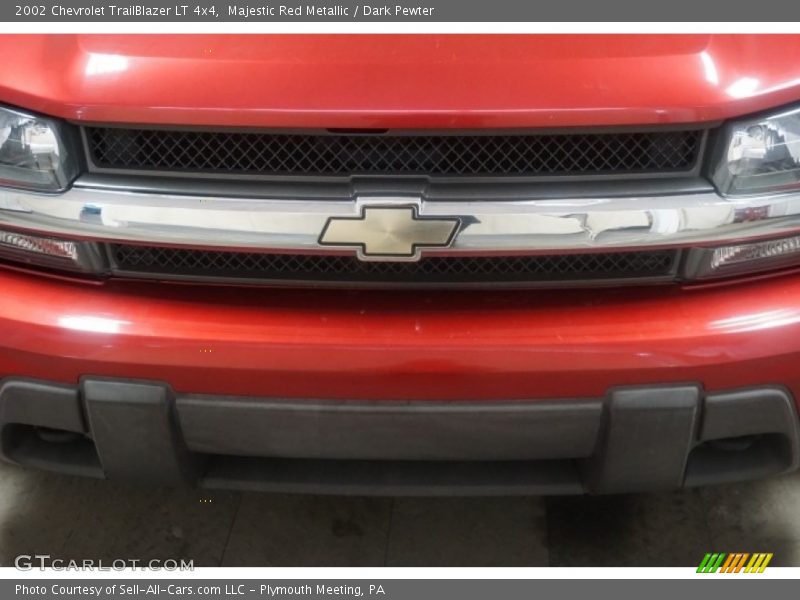 Majestic Red Metallic / Dark Pewter 2002 Chevrolet TrailBlazer LT 4x4