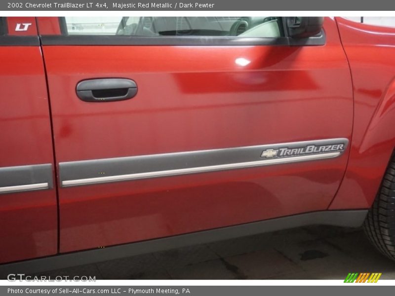 Majestic Red Metallic / Dark Pewter 2002 Chevrolet TrailBlazer LT 4x4