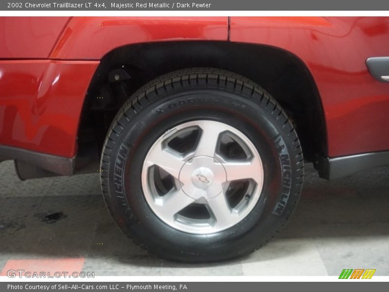 Majestic Red Metallic / Dark Pewter 2002 Chevrolet TrailBlazer LT 4x4