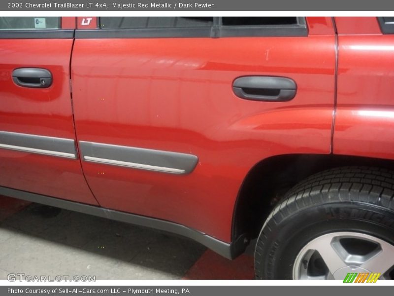Majestic Red Metallic / Dark Pewter 2002 Chevrolet TrailBlazer LT 4x4