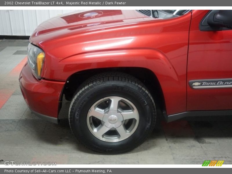 Majestic Red Metallic / Dark Pewter 2002 Chevrolet TrailBlazer LT 4x4