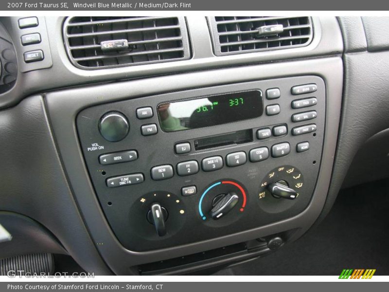 Windveil Blue Metallic / Medium/Dark Flint 2007 Ford Taurus SE