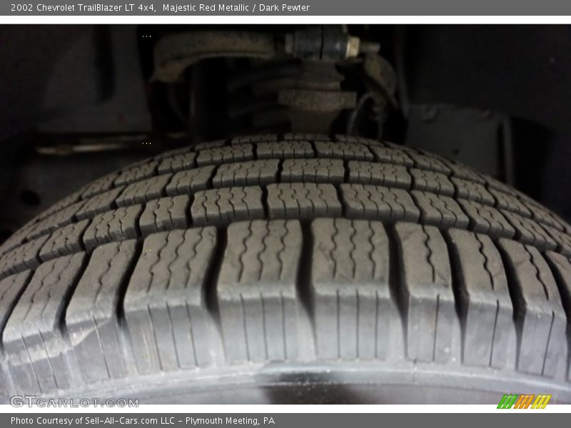Majestic Red Metallic / Dark Pewter 2002 Chevrolet TrailBlazer LT 4x4