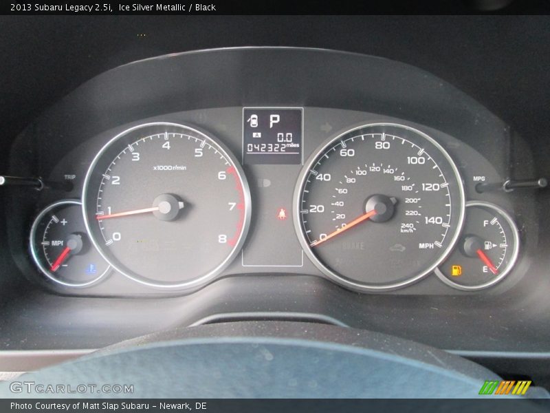 Ice Silver Metallic / Black 2013 Subaru Legacy 2.5i