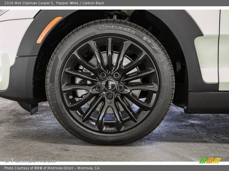 Pepper White / Carbon Black 2016 Mini Clubman Cooper S