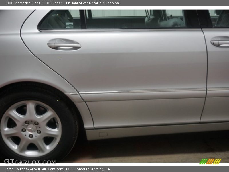 Brilliant Silver Metallic / Charcoal 2000 Mercedes-Benz S 500 Sedan