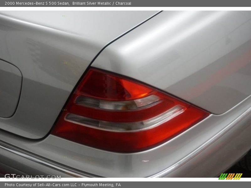 Brilliant Silver Metallic / Charcoal 2000 Mercedes-Benz S 500 Sedan