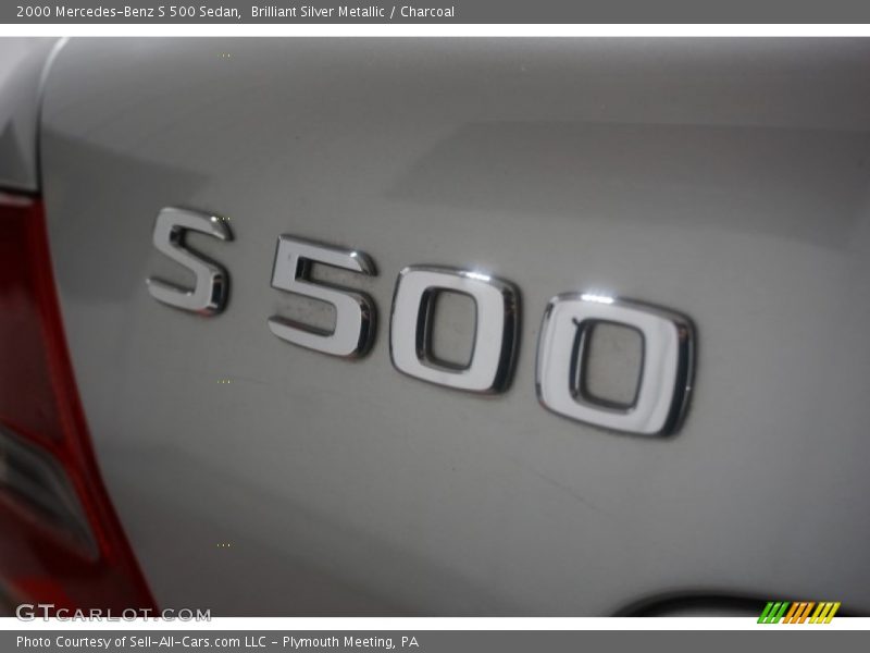Brilliant Silver Metallic / Charcoal 2000 Mercedes-Benz S 500 Sedan
