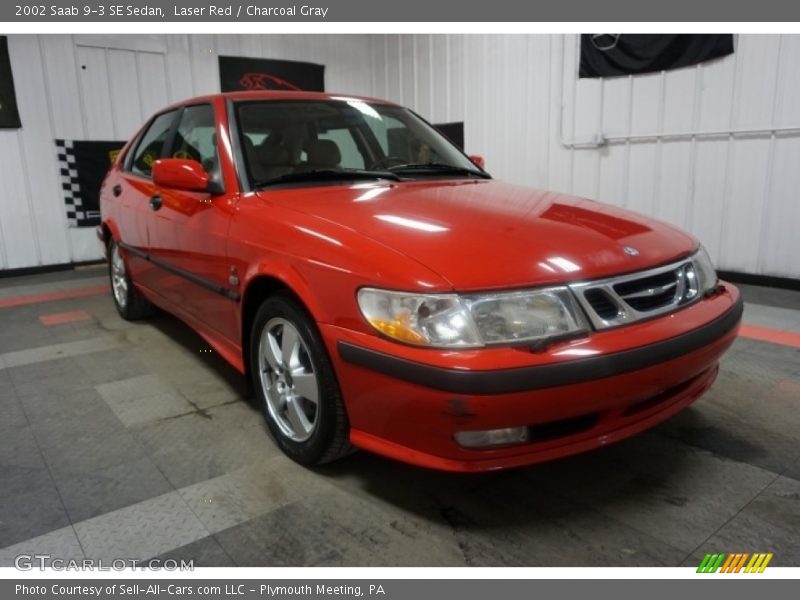 Laser Red / Charcoal Gray 2002 Saab 9-3 SE Sedan