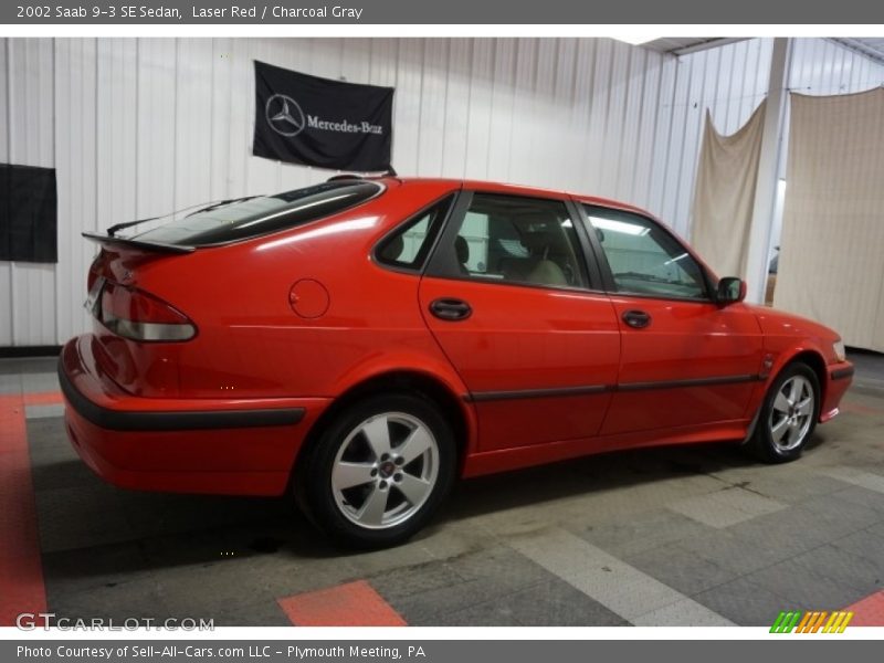 Laser Red / Charcoal Gray 2002 Saab 9-3 SE Sedan