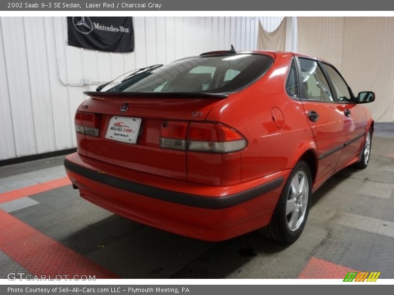 Laser Red / Charcoal Gray 2002 Saab 9-3 SE Sedan