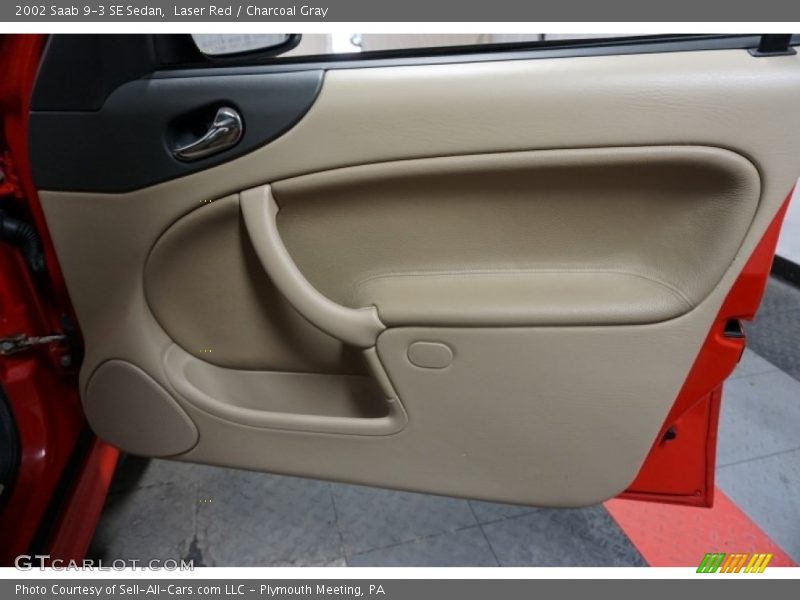 Laser Red / Charcoal Gray 2002 Saab 9-3 SE Sedan