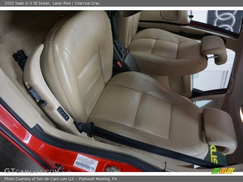 Laser Red / Charcoal Gray 2002 Saab 9-3 SE Sedan