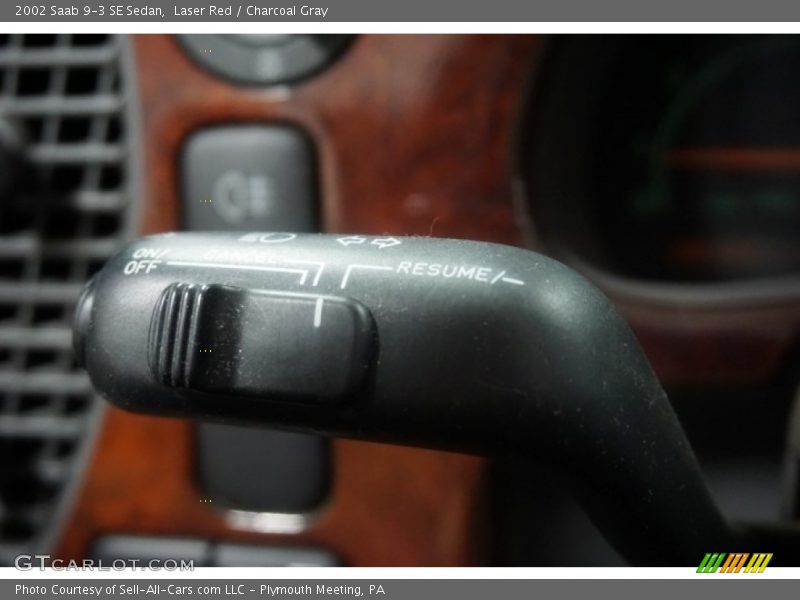 Laser Red / Charcoal Gray 2002 Saab 9-3 SE Sedan