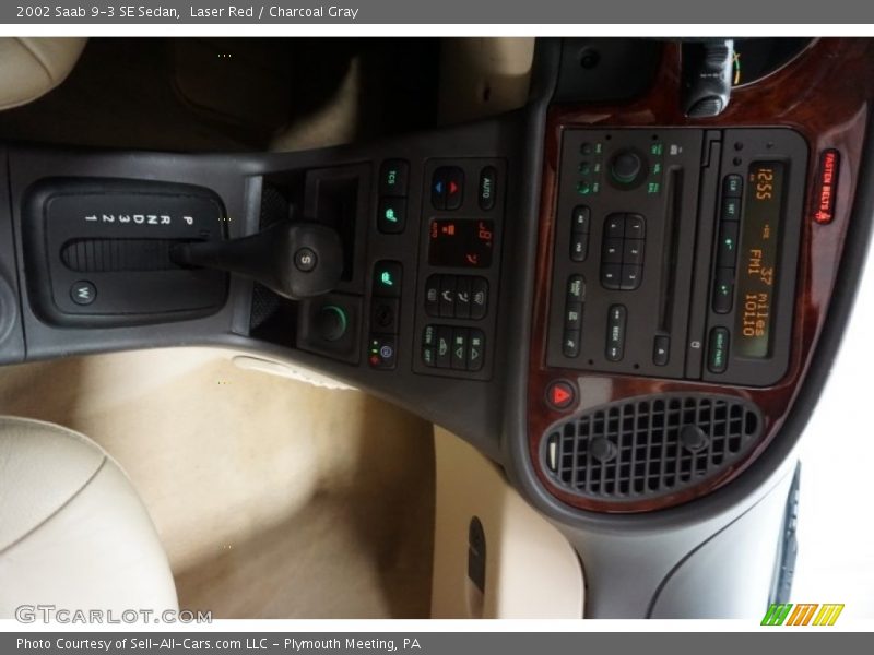 Laser Red / Charcoal Gray 2002 Saab 9-3 SE Sedan